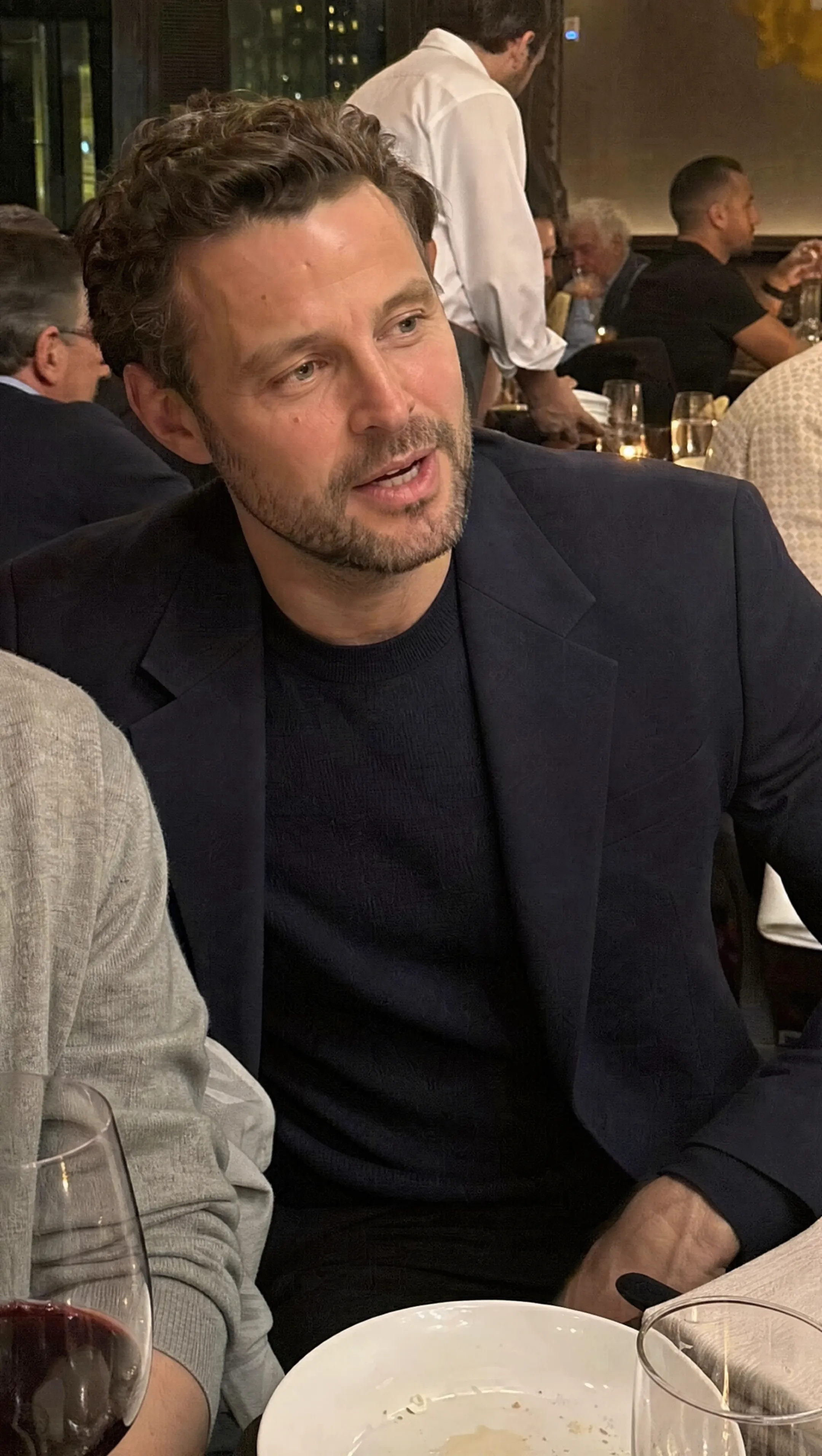 Alex, 37